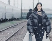 Givenchy resort 2022: Khát vọng tự do của tuổi trẻ
