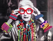 Iris Apfel - Biểu tượng thời trang ở tuổi 100