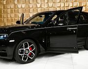 Cận cảnh Rolls Royce Cullinan hơn 40 tỷ cho giới siêu giàu
