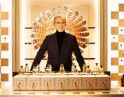 Ông chủ Louis Vuitton vượt Jeff Bezos trở thành người giàu nhất thế giới