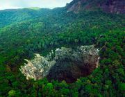 Trải nghiệm “thót tim” với những tour du lịch mạo hiểm nhất nhì thế giới