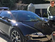 "Tròn mắt" trước bộ sưu tập siêu xe cực khủng của Ronaldo