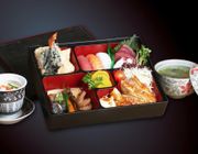 Du lịch Nhật Bản thời Covid qua những hộp cơm Bento