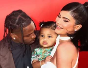 Kylie Jenner lập thương hiệu thời trang dành cho trẻ em