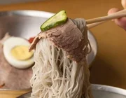 Giải nhiệt ngày hè cùng 9 loại mì lạnh đặc trưng của Hàn Quốc
