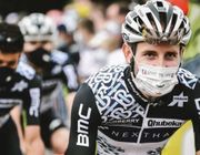 Burberry là thương hiệu thời trang xa xỉ đầu tiên tài trợ cho đội đua Tour de France