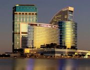 Crowne Plaza Dubai - Khách sạn 'thần tài' của đội tuyển Việt Nam