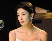 Học hỏi bí quyết giữ dáng của “mợ cả” Kim Seo Hyung phim Mine