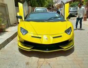 “Phù phép” Honda Civic đời cũ thành siêu xe Lamborghini Aventador SVJ