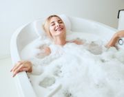 Tắm đúng cách giúp cải thiện làn da khỏe đẹp