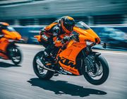 KTM trình làng mẫu RC 8C - Bản giới hạn cho đường đua