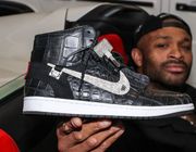 PJ Tucker chơi lớn khi diện mẫu giày Nike Air Jordan 1 nạm kim cương