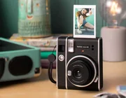 Máy ảnh Instax Mini 40 - Món phụ kiện thời trang cá tính