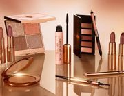 Charlotte Tilbury ra mắt BST “Super Nudes” mang hơi thở của thập niên 90