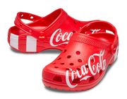Coca Cola “bắt tay” cùng Crocs cho phiên bản giày giới hạn