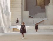 Chanel Cruise 2022 - Thanh lịch với thiết kế trắng đen