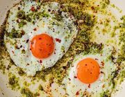 Pesto trứng gây sốt trên TikTok và Instagram
