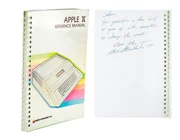 Hướng dẫn sử dụng Apple II do Steve Jobs ký tên được đấu giá 18 tỷ VNĐ