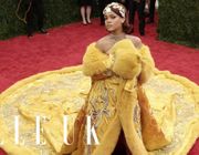 Thời trang “thiêu đốt” thảm đỏ của Rihanna
