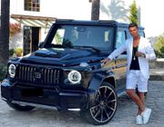 Cristiano Ronaldo khoe ảnh cùng siêu xe khiến cộng đồng mạng phát sốt