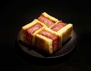 Nhà hàng WagyuMafia và món sandwich bò Wagyu trứ danh toàn thế giới
