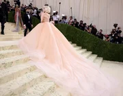 Dàn sao Hollywood gợi cảm trên thảm đỏ Met Gala 2021