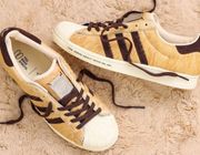Adidas ra mắt mẫu giày Superstar tôn vinh chú chó trung thành Hachiko