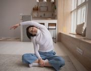 Thư giãn cùng 4 bài tập yoga giúp bạn có một giấc ngủ ngon