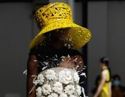 NTK Gen Z đưa nghệ thuật đan đát Việt lên sàn diễn Milan