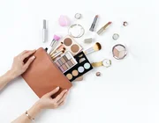 Tuyệt chiêu tối giản kho mỹ phẩm cho nàng nghiện makeup thích mua sắm
