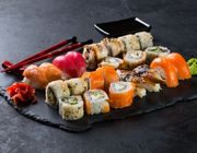 Bạn đã ăn sushi chuẩn như người Nhật?