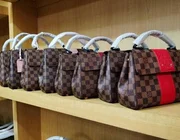 Kinh nghiệm mua túi Louis Vuitton chính hãng