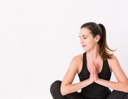 Tạm biệt căng thẳng chỉ với 15 phút yoga