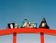 BST LOEWE x Spirited Away: Mang anime Nhật Bản đến gần với thời trang
