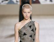 Bạn có dám thử "style make up độc lạ" từ nhà mốt lừng danh Dior?