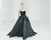 Haute Couture Fall Winter 2021/2022- Elie Saab khát vọng mãnh liệt về cuộc sống mới