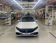 Mercedes-Benz EQS 580 4Matic đầu tiền xuất xưởng tại Ấn Độ