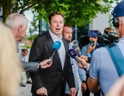Ngày đầu Elon Musk tiếp quản Twitter đã muốn tạo ra đế chế riêng