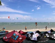 Những màn biểu diễn lướt ván diều mãn nhãn trên biển Ninh Thuận