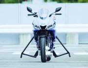 Ra mắt xe máy điện Yamaha tự lái, tự cân bằng