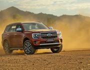 Ford Everest nâng cấp công nghệ an toàn cho bảnTitanium 4x2, giá tăng nhẹ