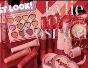 Kylie Cosmetics giới thiệu BST Valentine đầy lãng mạn