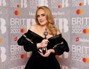 Adele thắng lớn tại giải thưởng Brit Awards 2022