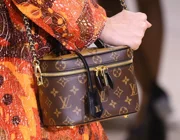 Louis Vuitton thông báo tăng giá toàn cầu do vấn đề cung ứng