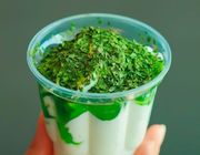 Liệu bạn sẽ thích hay cực kỳ … ghét kem McDonald’s phiên bản rau mùi?
