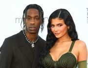 Kylie Jenner và Travis Scott đón chào em bé thứ 2