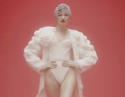 Ulyana Sergeenko - Haute Couture Spring Summer 2022: Lạc quan tươi trẻ