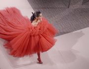 Giambattista Valli - Haute Couture Xuân/Hè 2022: Đương đại hòa cùng cổ điển