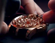 Roger Dubuis: Mang đến một định nghĩa mới cho những "chiếc máy thời gian"