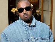 Grammy loại Kanye West khỏi danh sách biểu diễn vì hành vi miệt thị chủng tộc trên mạng xã hội